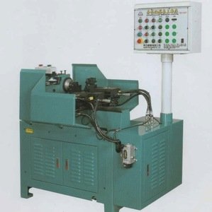 Станок токарный SDH-32SS